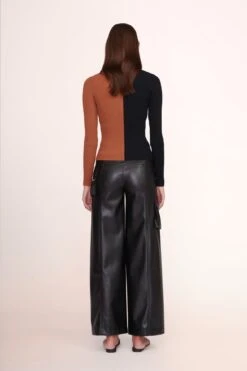 CARGO SWEATER | TAN BLACK 10 CARGO SWEATER | TAN BLACK -Fashion Shop 01 2030 TNBK 259 6266 BLK 00097 web