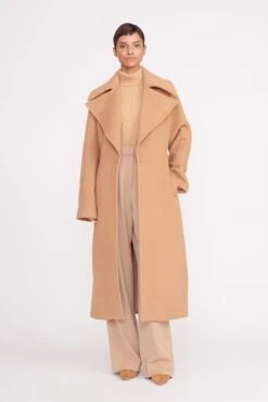 CARVER COAT | CAMEL -Fashion Shop 034 230605 Staud Fall Ecom 01146 web