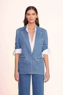 PAINTER PANT | MEDIUM WASH -Fashion Shop 037 00963 web 28f2ce2e 91eb 431b a9a6 8841dd4c0d6e