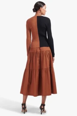 SEA SKIRT | TAN -Fashion Shop Cargo Sweater Tan Black Sea Skirt Tan 00942 web f5ade2aa 24fc 4ac1 95a9 a33d57ca9aed