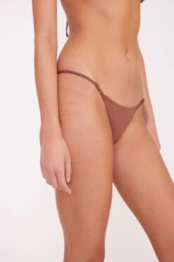 SISLEY STRING BOTTOM | CLOVE 11 SISLEY STRING BOTTOM | CLOVE -Fashion Shop OLIVIA BEADED TOP SISLEY STRING BOTTOM CLOVE 00670 web
