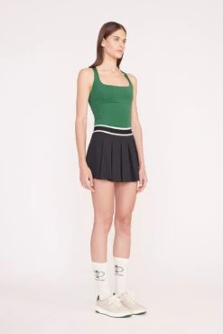 CARRY TOP | COURT GREEN -Fashion Shop PickleBall 010 00589 edit web