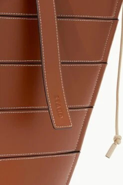 DIAMOND TOTE | TAN CREAM -Fashion Shop STAUD DIAMOND TOTE TANCREAM SPRING 23 ECOM 3