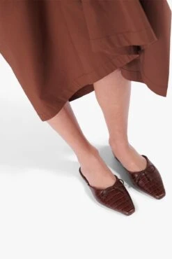 GINA MULE | BROWN CROC EMBOSSED 9 GINA MULE | BROWN CROC EMBOSSED -Fashion Shop Sunday Skirt Bark02357 web 1b36f71c 4f35 4a61 9abe db69ce0ebb52