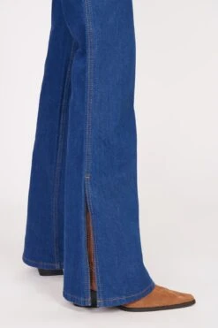 STAUD + WRANGLER THE BIKINI JEAN | DARK RINSE 15 STAUD + WRANGLER THE BIKINI JEAN | DARK RINSE -Fashion Shop Wrangler 0698 web