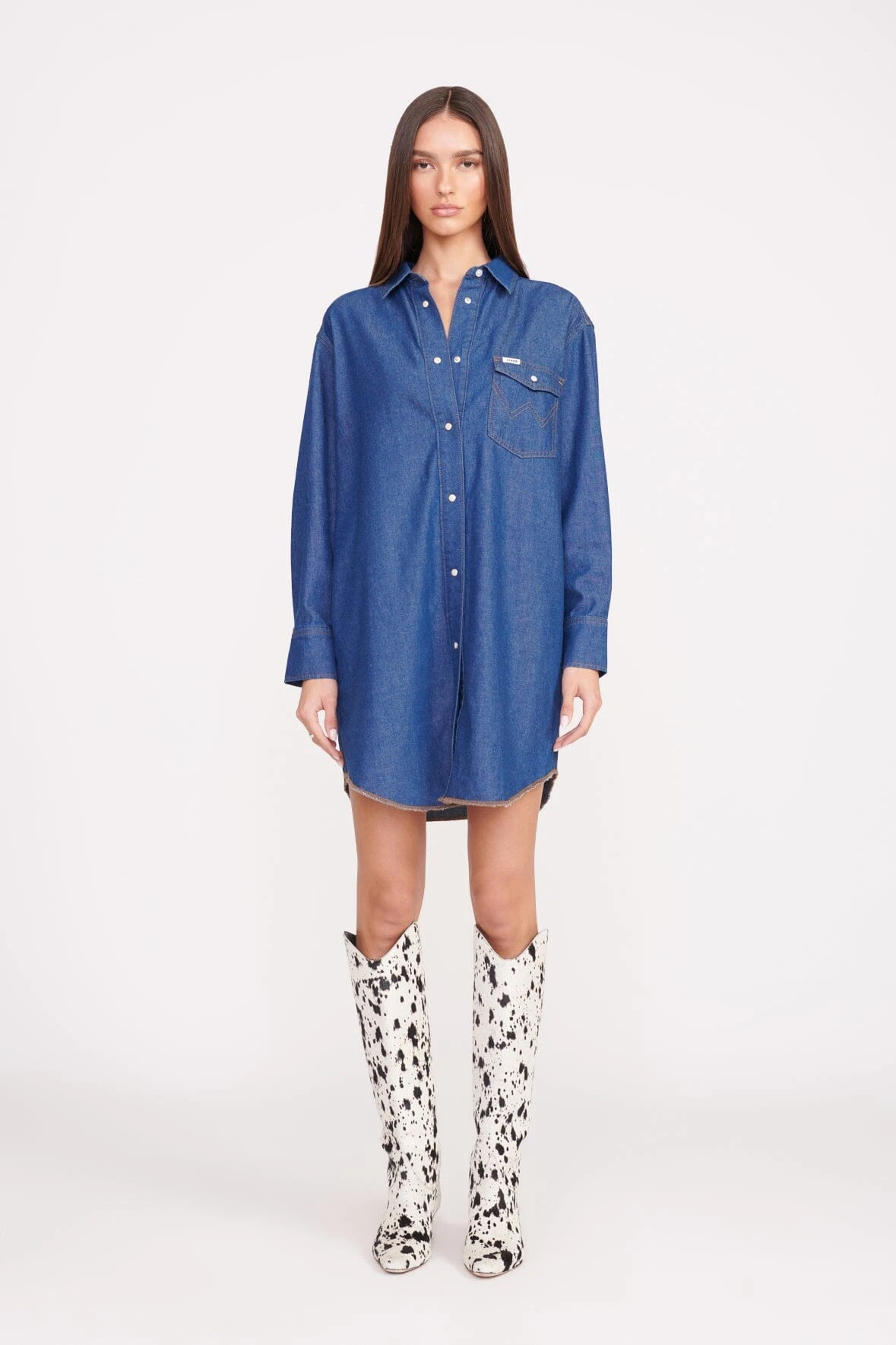 STAUD + WRANGLER THE OVERSIZED WESTERN | DARK RINSE 2 STAUD + WRANGLER THE OVERSIZED WESTERN | DARK RINSE - Image 2