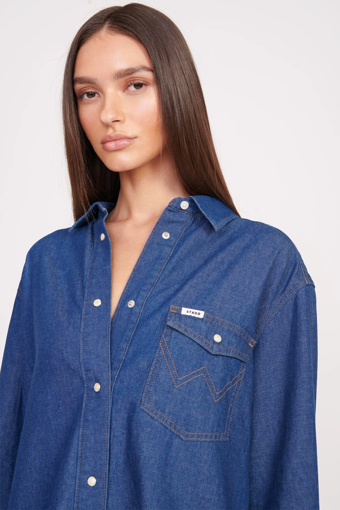 STAUD + WRANGLER THE OVERSIZED WESTERN | DARK RINSE 7 STAUD + WRANGLER THE OVERSIZED WESTERN | DARK RINSE - Image 7