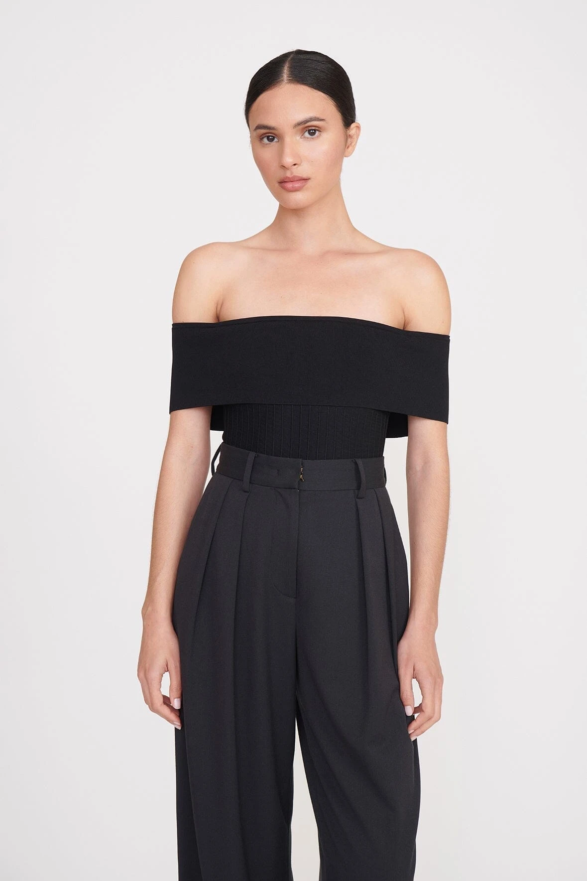 ARTISTRY TOP | BLACK 1 ARTISTRY TOP | BLACK