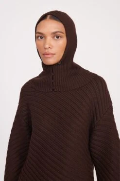 KNIT BALACLAVA | DARK CHOCOLATE -Fashion Shop fall 23 1754 web