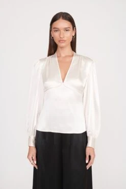 ROSENDA TOP | IVORY 11 ROSENDA TOP | IVORY -Fashion Shop rosenda top ivory 6 e081e2b1 9e7a 41e2 afda 500c9ebf5a27